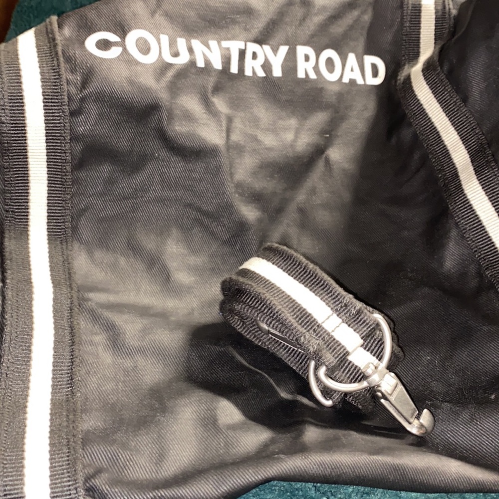 Country Road Zip Canvas Tote Bag - Picture 5 of 5